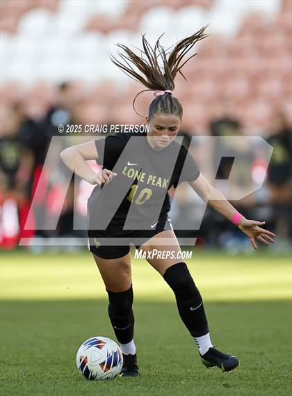 Thumbnail 1 in Lone Peak vs. Syracuse (UHSAA 6A Final) photogallery.