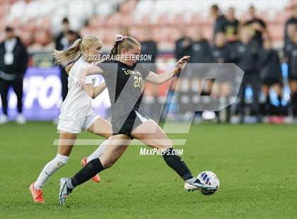 Thumbnail 1 in Lone Peak vs. Syracuse (UHSAA 6A Final) photogallery.