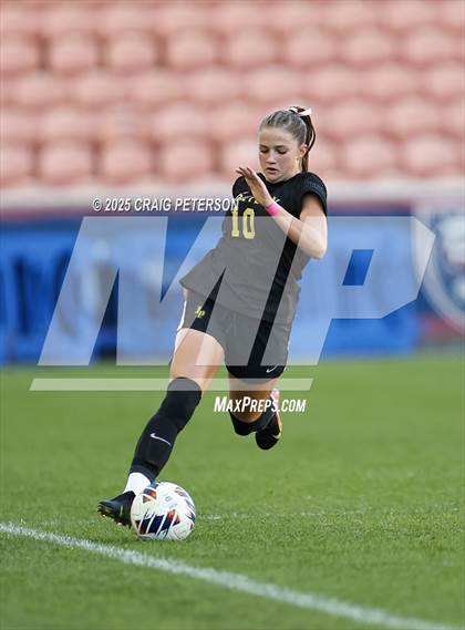 Thumbnail 2 in Lone Peak vs. Syracuse (UHSAA 6A Final) photogallery.