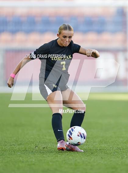 Thumbnail 1 in Lone Peak vs. Syracuse (UHSAA 6A Final) photogallery.