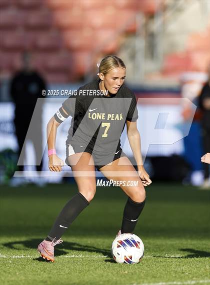 Thumbnail 3 in Lone Peak vs. Syracuse (UHSAA 6A Final) photogallery.