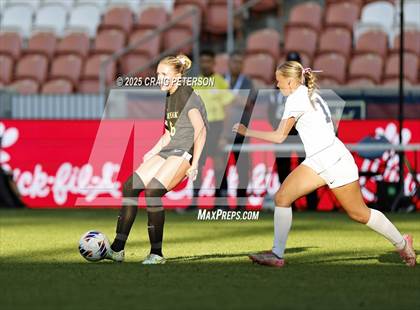 Thumbnail 3 in Lone Peak vs. Syracuse (UHSAA 6A Final) photogallery.