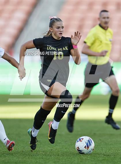 Thumbnail 1 in Lone Peak vs. Syracuse (UHSAA 6A Final) photogallery.