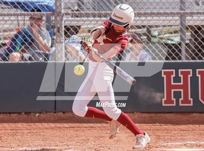 Thumbnail 3 in Hamilton vs. Salpointe Catholic photogallery.