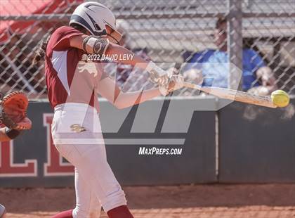 Thumbnail 1 in Hamilton vs. Salpointe Catholic photogallery.