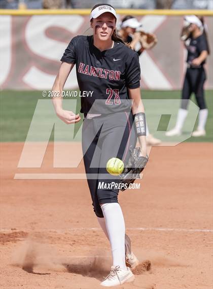 Thumbnail 1 in Hamilton vs. Salpointe Catholic photogallery.