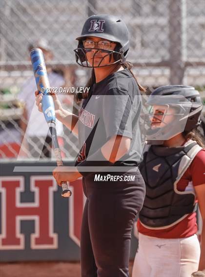 Thumbnail 1 in Hamilton vs. Salpointe Catholic photogallery.