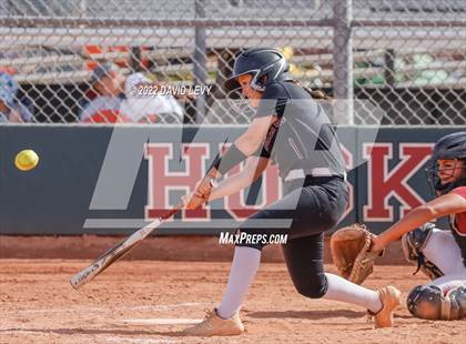 Thumbnail 1 in Hamilton vs. Salpointe Catholic photogallery.