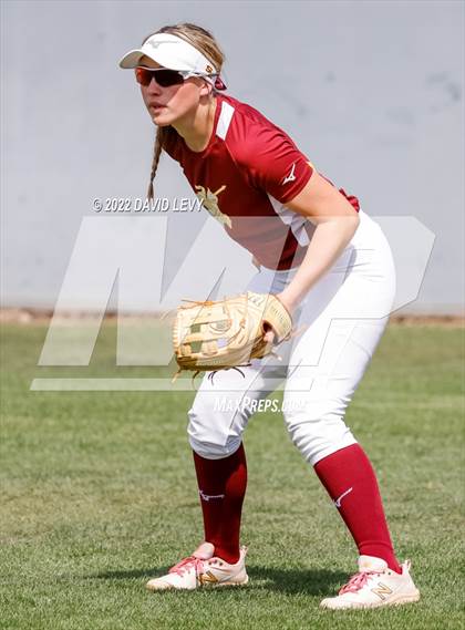 Thumbnail 2 in Hamilton vs. Salpointe Catholic photogallery.
