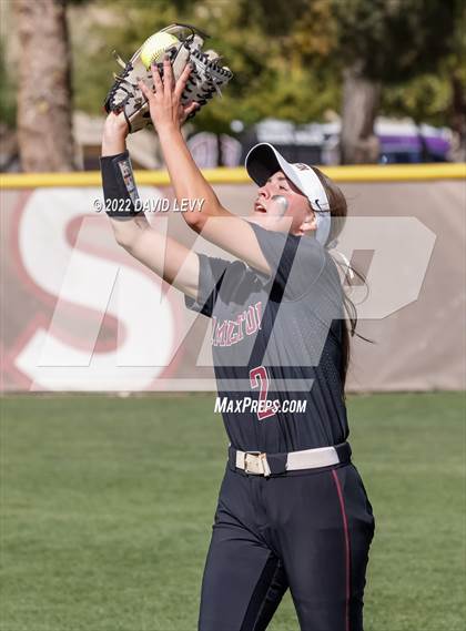 Thumbnail 1 in Hamilton vs. Salpointe Catholic photogallery.