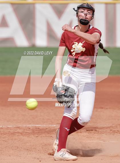 Thumbnail 1 in Hamilton vs. Salpointe Catholic photogallery.