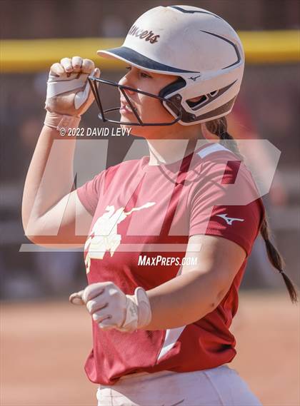 Thumbnail 3 in Hamilton vs. Salpointe Catholic photogallery.