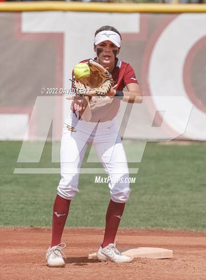 Thumbnail 3 in Hamilton vs. Salpointe Catholic photogallery.