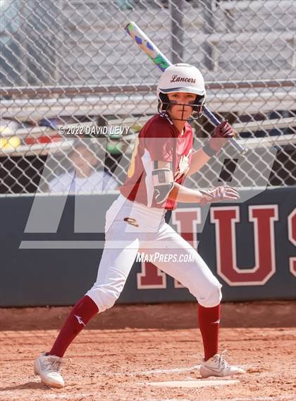 Thumbnail 1 in Hamilton vs. Salpointe Catholic photogallery.