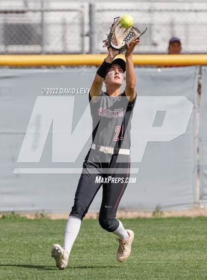 Thumbnail 1 in Hamilton vs. Salpointe Catholic photogallery.