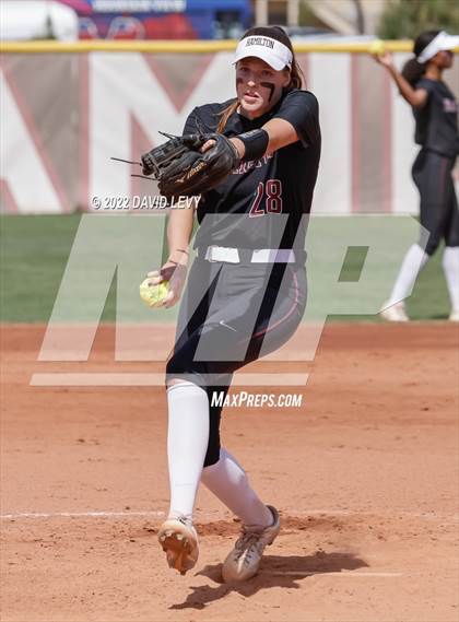 Thumbnail 3 in Hamilton vs. Salpointe Catholic photogallery.