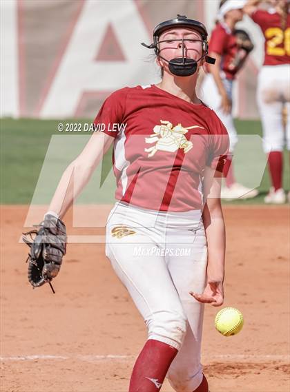 Thumbnail 1 in Hamilton vs. Salpointe Catholic photogallery.