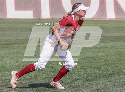 Thumbnail 3 in Hamilton vs. Salpointe Catholic photogallery.