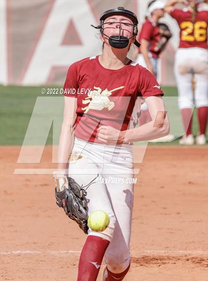 Thumbnail 2 in Hamilton vs. Salpointe Catholic photogallery.