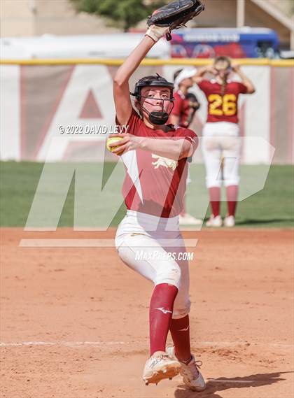 Thumbnail 3 in Hamilton vs. Salpointe Catholic photogallery.