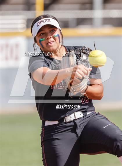 Thumbnail 2 in Hamilton vs. Salpointe Catholic photogallery.