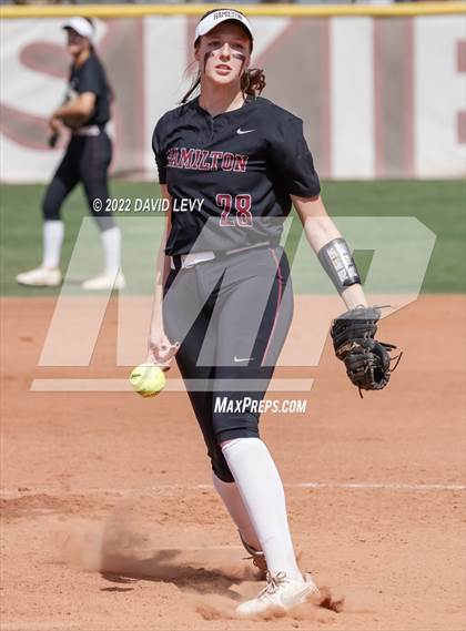 Thumbnail 2 in Hamilton vs. Salpointe Catholic photogallery.