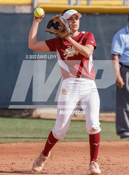 Thumbnail 3 in Hamilton vs. Salpointe Catholic photogallery.