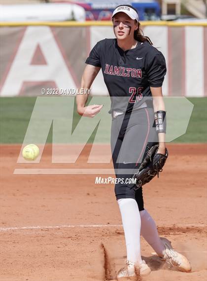 Thumbnail 3 in Hamilton vs. Salpointe Catholic photogallery.