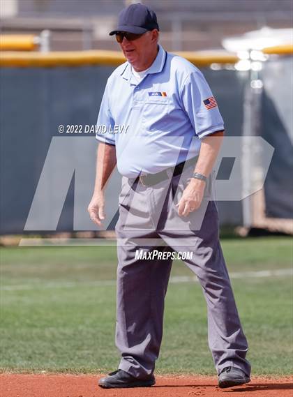 Thumbnail 2 in Hamilton vs. Salpointe Catholic photogallery.