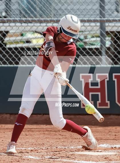 Thumbnail 1 in Hamilton vs. Salpointe Catholic photogallery.