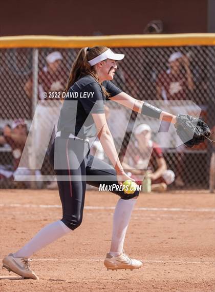 Thumbnail 1 in Hamilton vs. Salpointe Catholic photogallery.