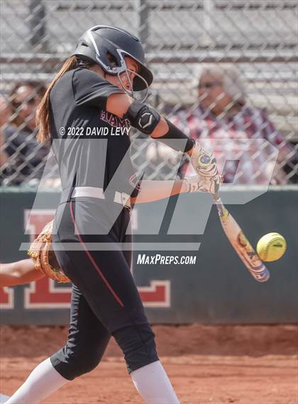 Thumbnail 2 in Hamilton vs. Salpointe Catholic photogallery.
