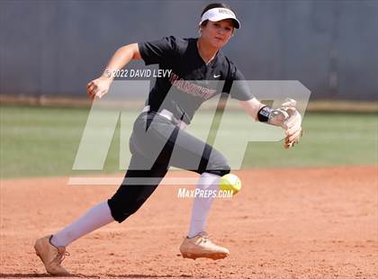 Thumbnail 1 in Hamilton vs. Salpointe Catholic photogallery.