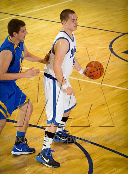 Thumbnail 3 in Newport Central Catholic @ Highlands photogallery.