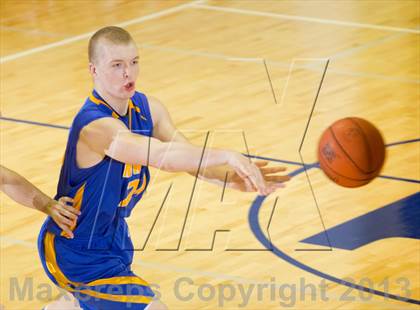 Thumbnail 1 in Newport Central Catholic @ Highlands photogallery.