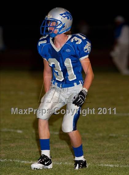 Thumbnail 3 in Enochs vs. Sierra photogallery.