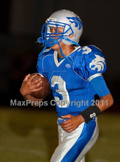 Thumbnail 2 in Enochs vs. Sierra photogallery.