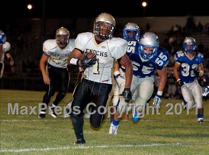 Thumbnail 2 in Enochs vs. Sierra photogallery.