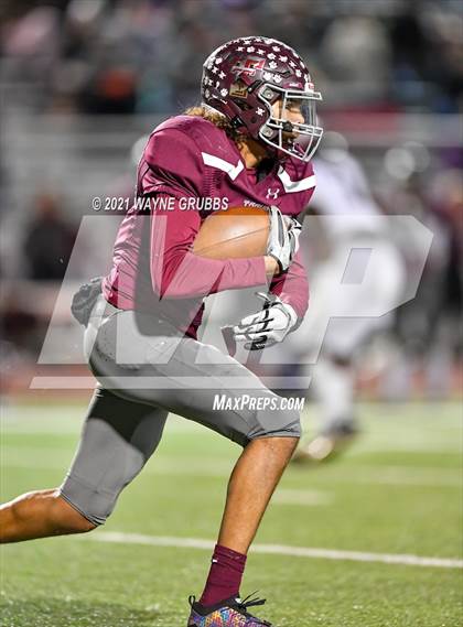 Thumbnail 2 in Troup vs. Waskom (UIL 3A Area Playoff) photogallery.