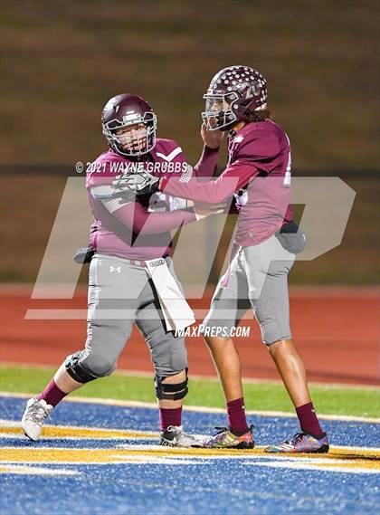 Thumbnail 3 in Troup vs. Waskom (UIL 3A Area Playoff) photogallery.