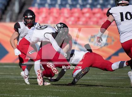 Thumbnail 1 in Loveland vs. Skyline (CHSAA 4A State Final) photogallery.
