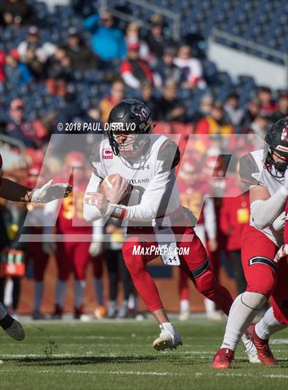 Thumbnail 3 in Loveland vs. Skyline (CHSAA 4A State Final) photogallery.