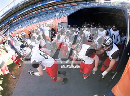Thumbnail 3 in Loveland vs. Skyline (CHSAA 4A State Final) photogallery.