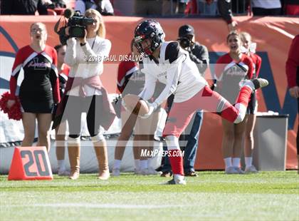 Thumbnail 2 in Loveland vs. Skyline (CHSAA 4A State Final) photogallery.