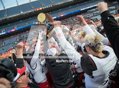 Thumbnail 3 in Loveland vs. Skyline (CHSAA 4A State Final) photogallery.
