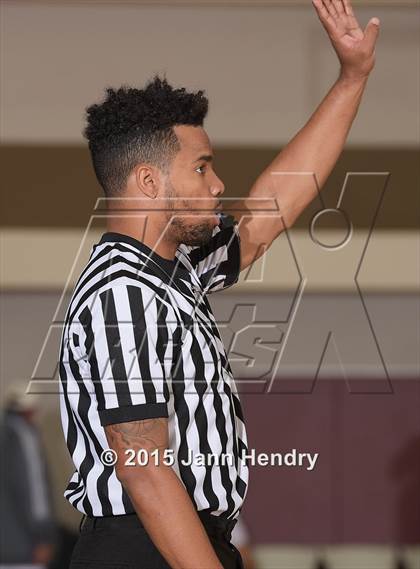 Thumbnail 2 in Bountiful vs. Sacramento Country Day (MaxPreps Holiday Classic) photogallery.