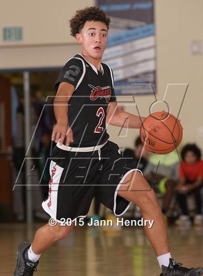 Thumbnail 1 in Bountiful vs. Sacramento Country Day (MaxPreps Holiday Classic) photogallery.
