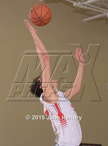 Thumbnail 2 in Bountiful vs. Sacramento Country Day (MaxPreps Holiday Classic) photogallery.