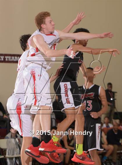 Thumbnail 3 in Bountiful vs. Sacramento Country Day (MaxPreps Holiday Classic) photogallery.