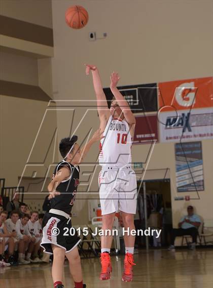 Thumbnail 1 in Bountiful vs. Sacramento Country Day (MaxPreps Holiday Classic) photogallery.